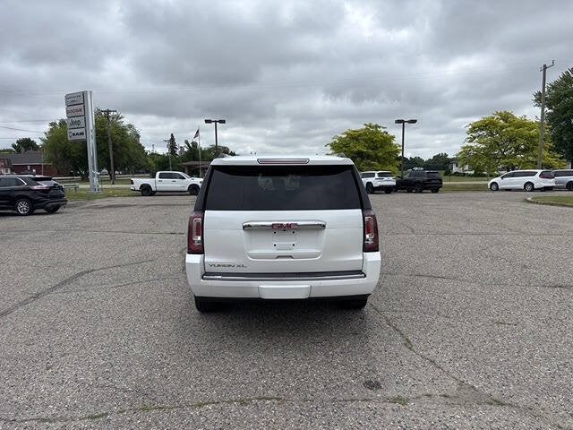 2017 GMC Yukon XL Denali