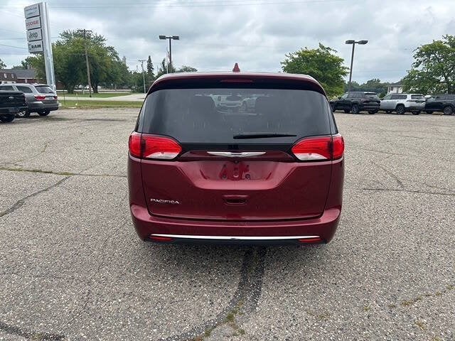 2017 Chrysler Pacifica Touring Plus